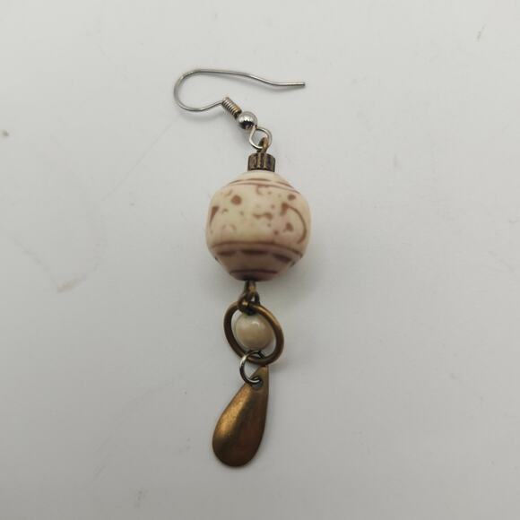 Boho Swirl Bead Teardrop Dangle Earrings Neutral Beige Gold Tone Drop Statement - Picture 7 of 8